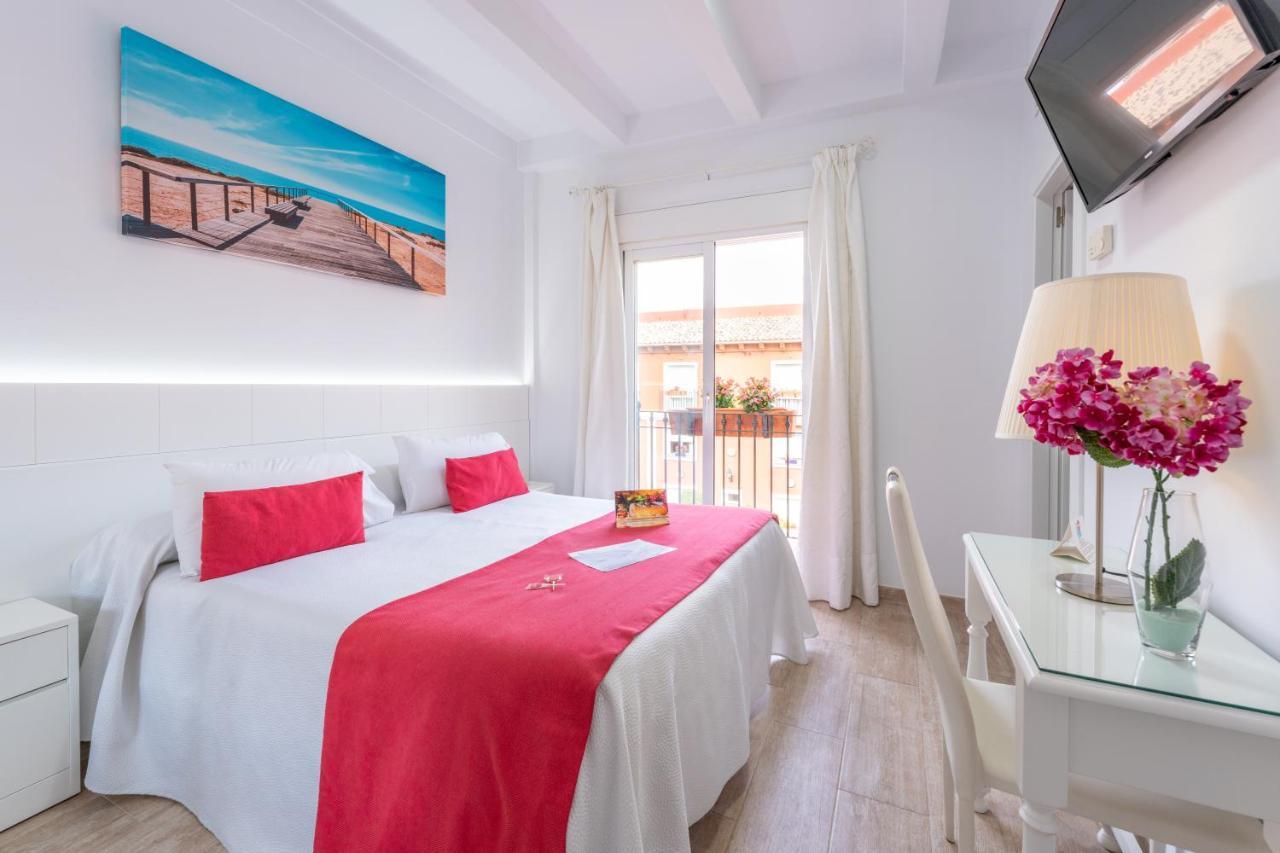 Hotel Romerito มาลากา ภายนอก รูปภาพ